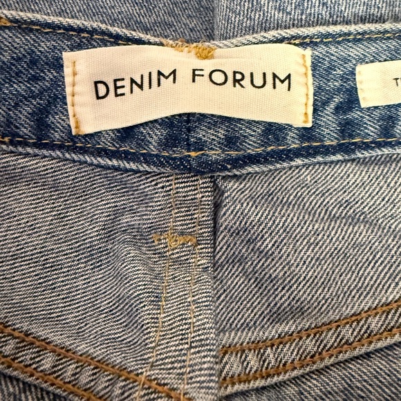 Denim Forum Aritzia the bf high rise loose 26L EUC - Picture 7 of 8